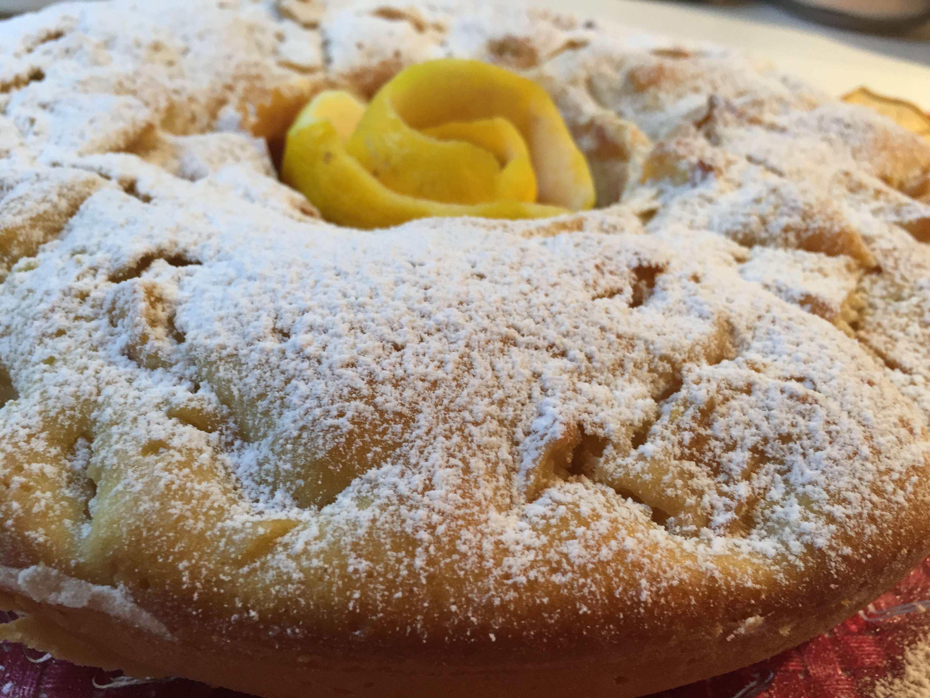 Torta di mele e limone