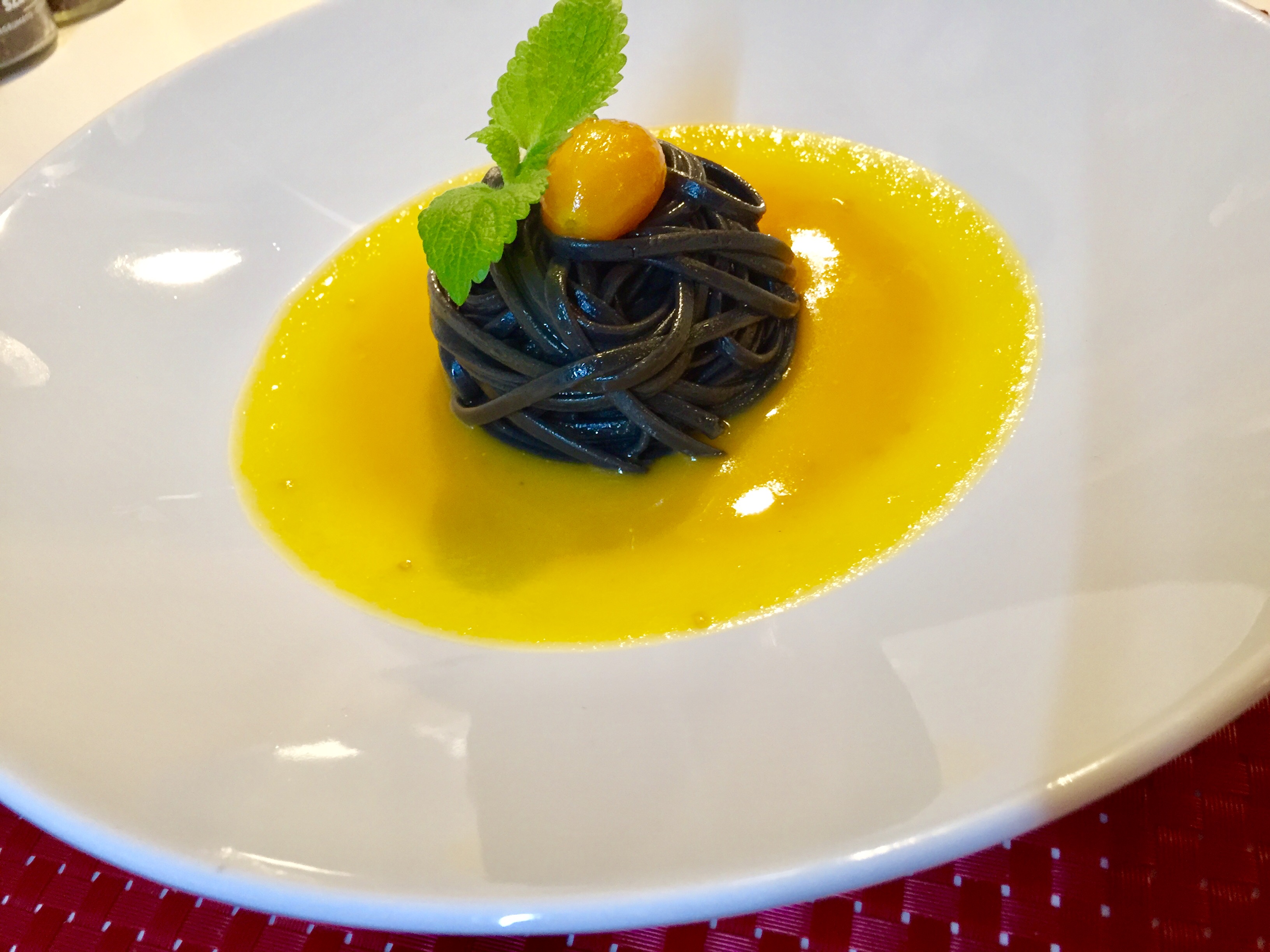 Tagliolini al nero di seppia