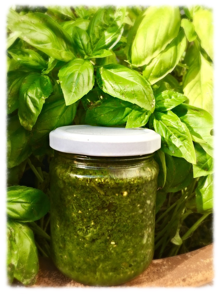 Pesto al basilico senza formaggio