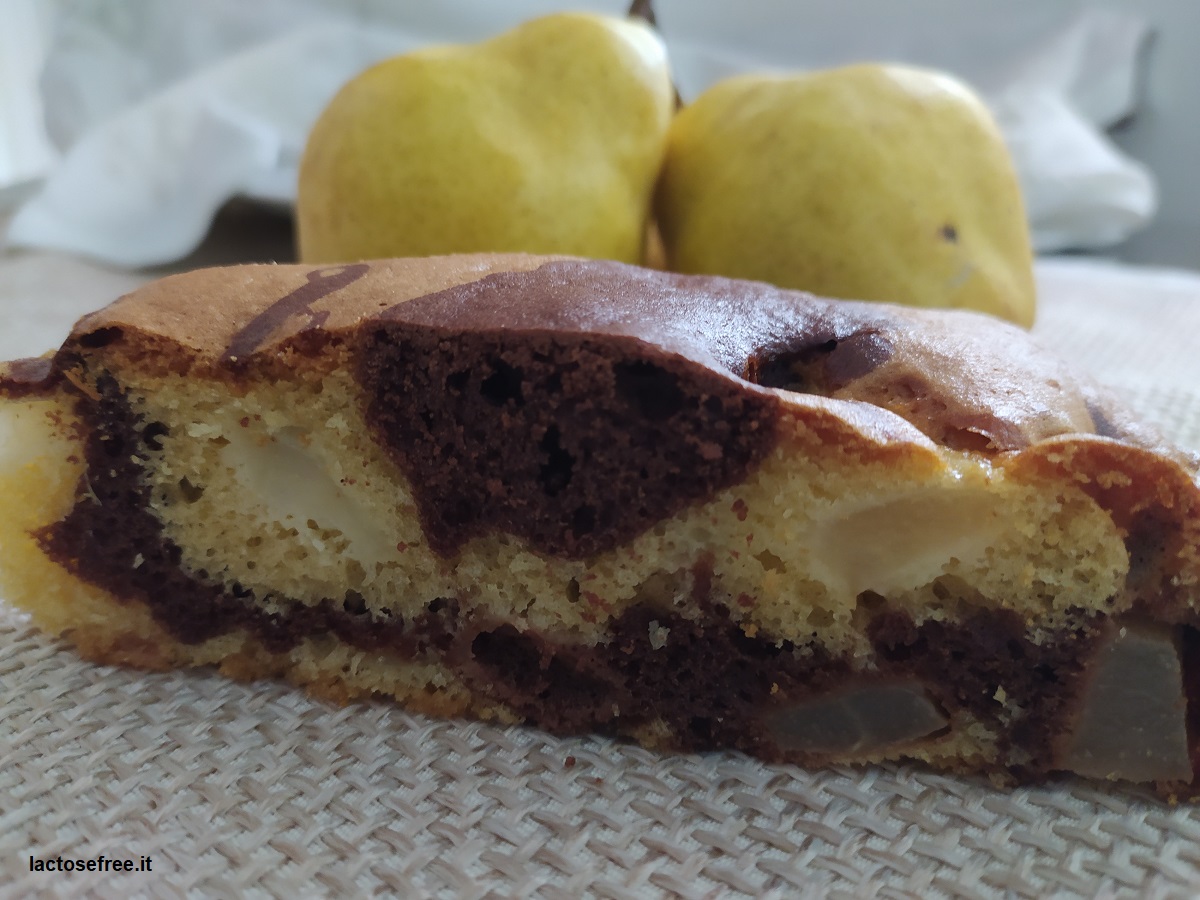 torta alle pere e al cioccolato senza lattosio