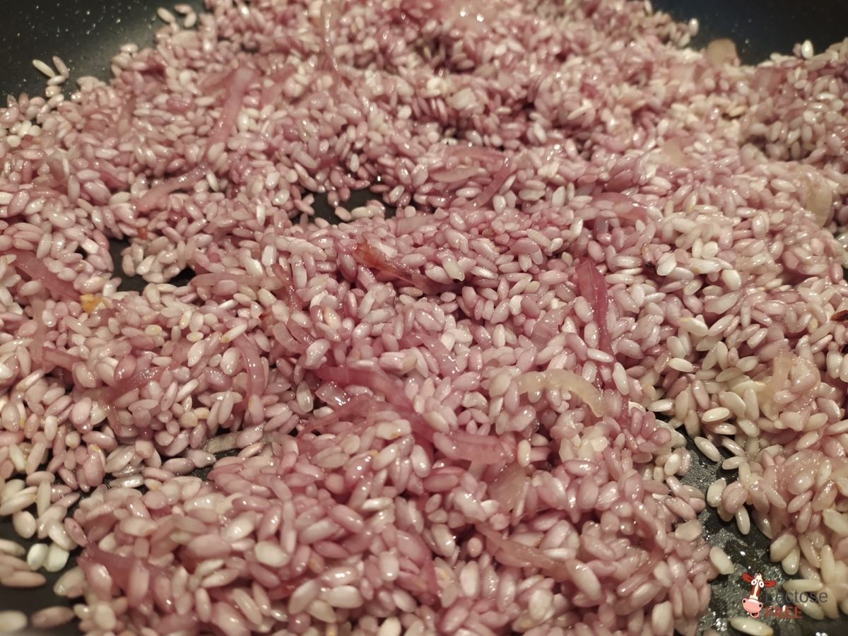 Petto d'anatra su risotto ai funghi sfumatura riso