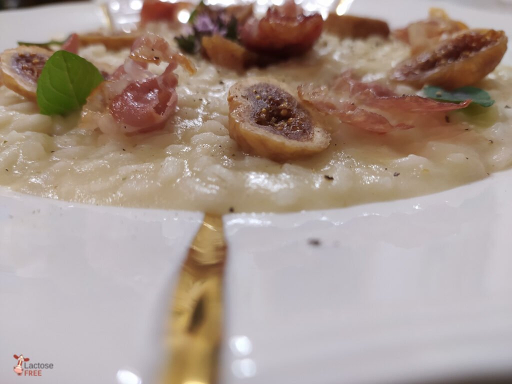 Risotto con pere fichi e prosciutto