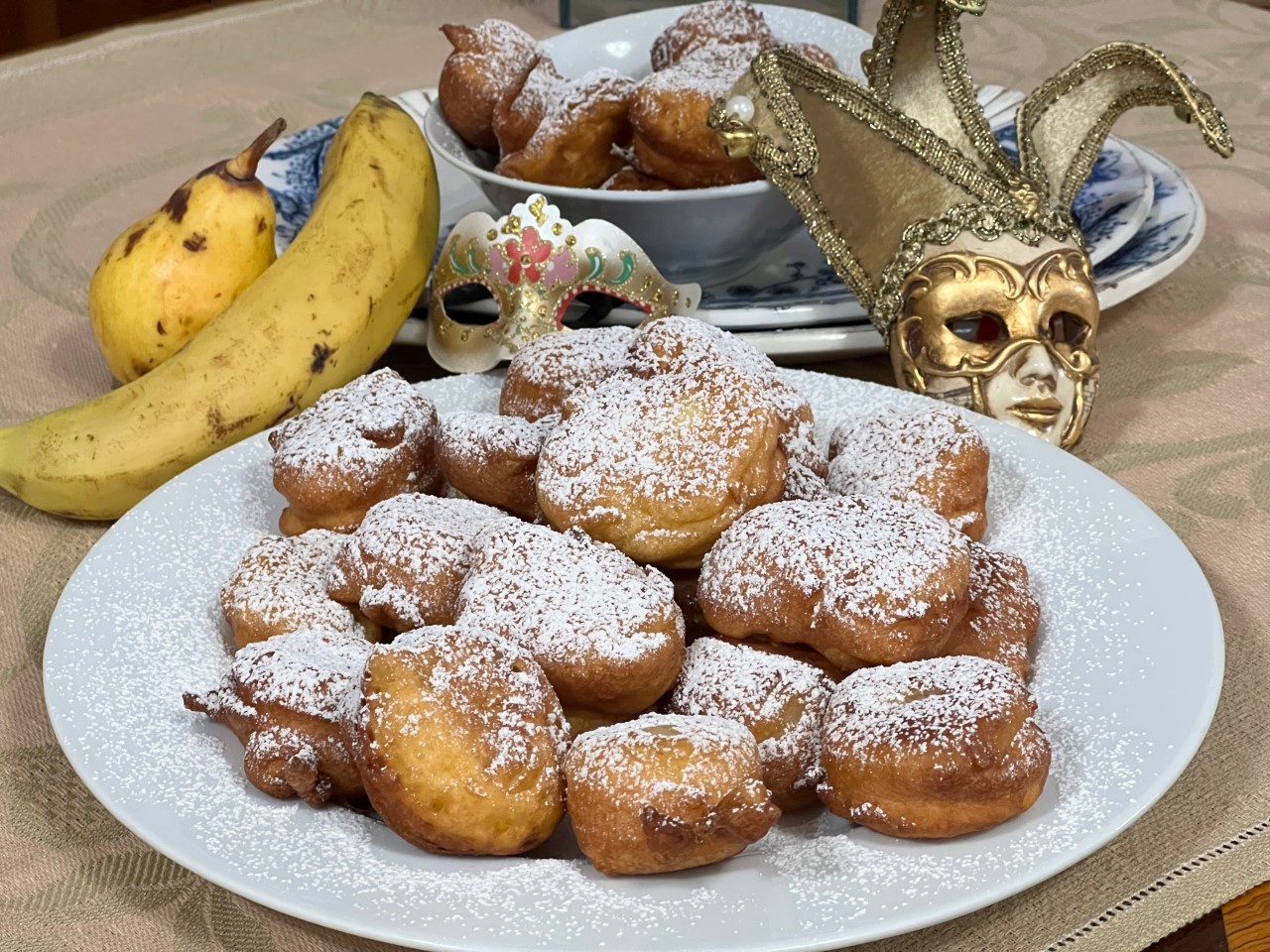 Frittelle dolci alle pere e alla banana