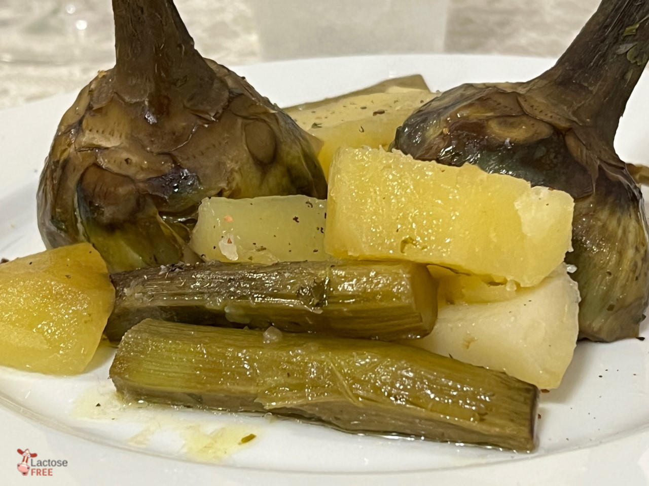 Carciofi e patate in umido